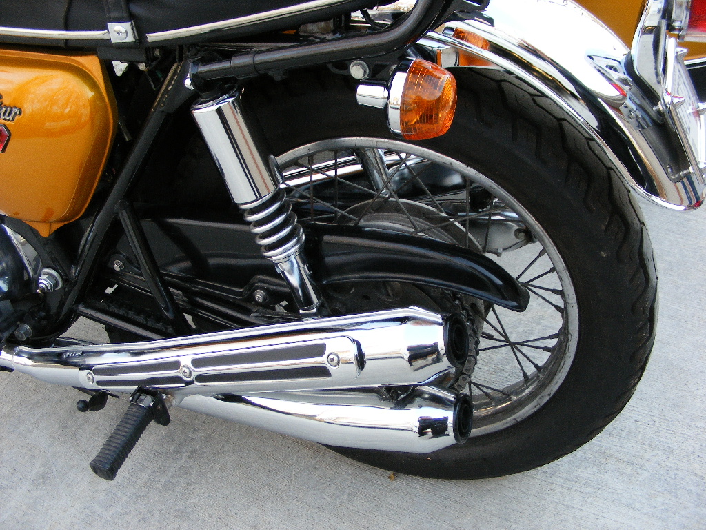 n_cb7500016.jpg