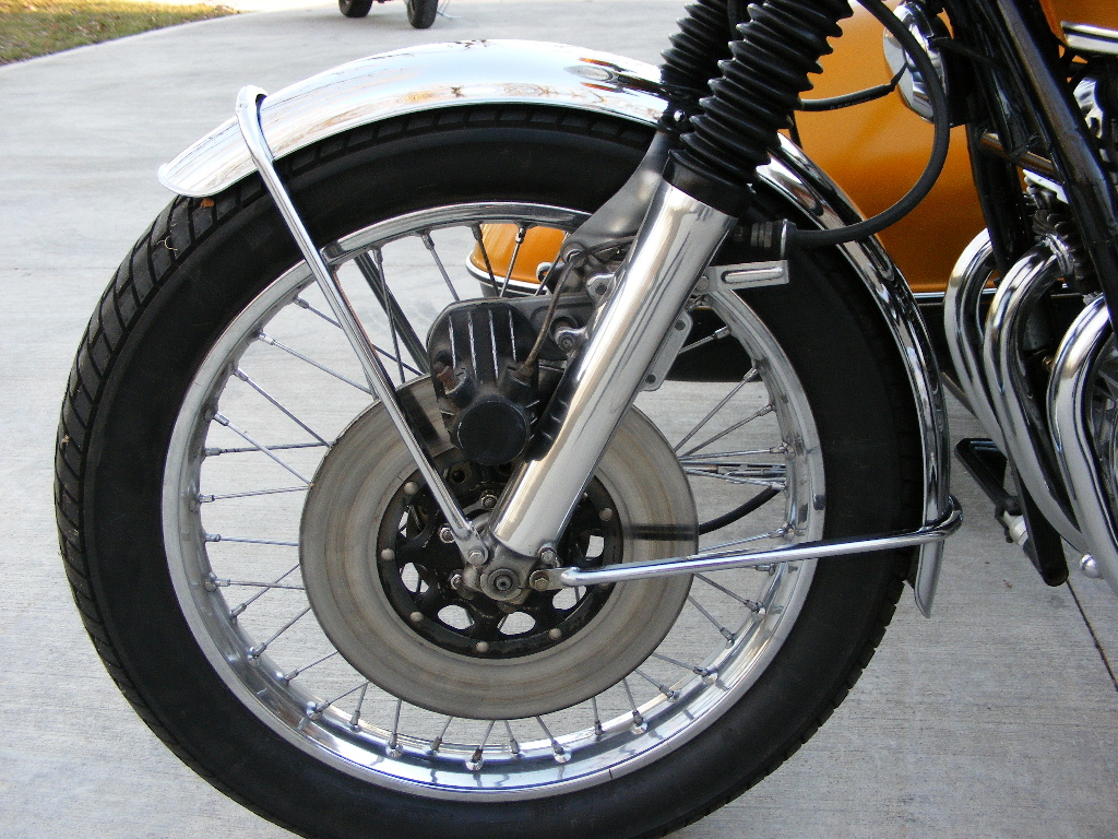 n_cb7500018.jpg