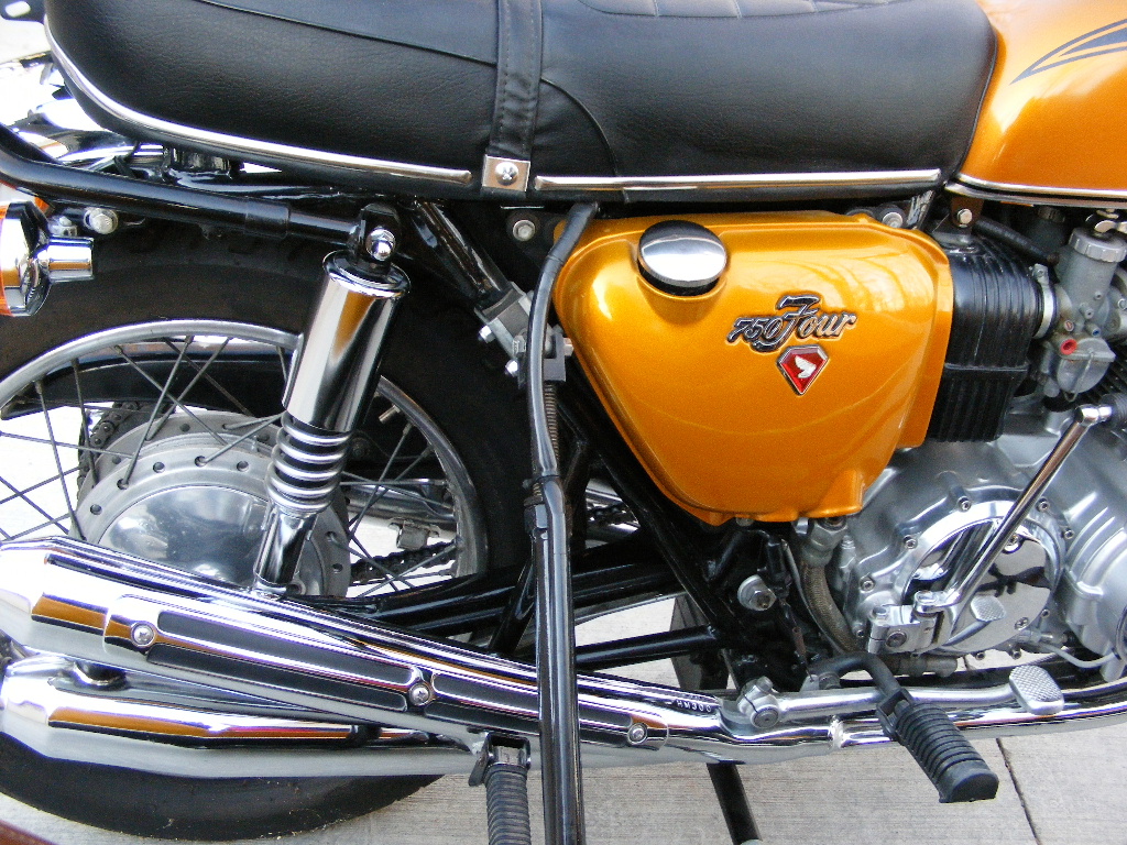 n_cb7500020.jpg